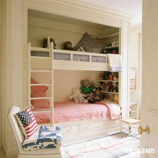 Classic-cream-painted-childs-bedroom-with-built-in-bunk-beds-Homes--Gardens-Housetohome-9851c
